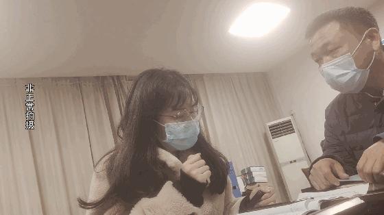 DƬ